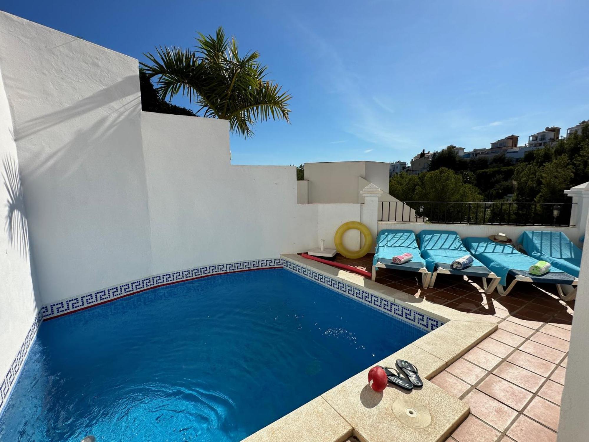 Spacious Family Villa Aljamar 8A Nerja Eksteriør billede