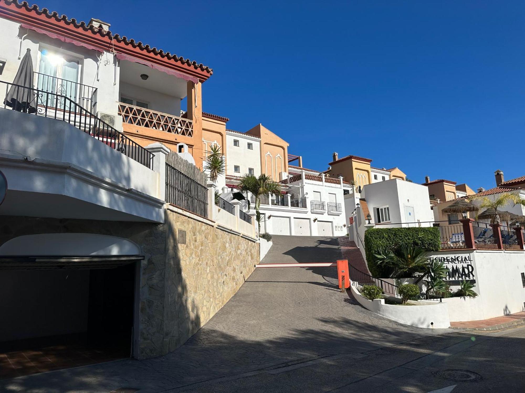 Spacious Family Villa Aljamar 8A Nerja Eksteriør billede