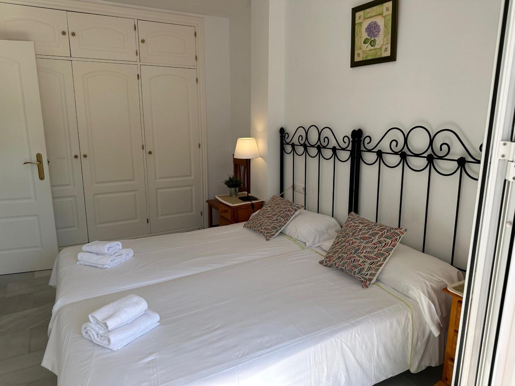 Spacious Family Villa Aljamar 8A Nerja Eksteriør billede