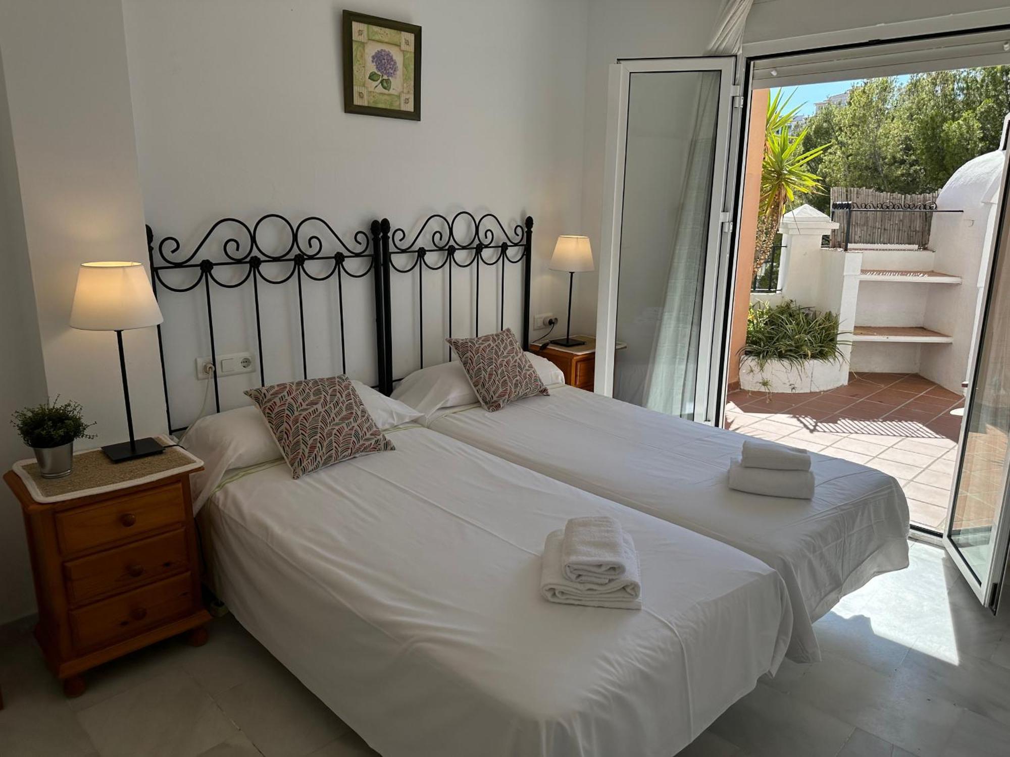 Spacious Family Villa Aljamar 8A Nerja Eksteriør billede