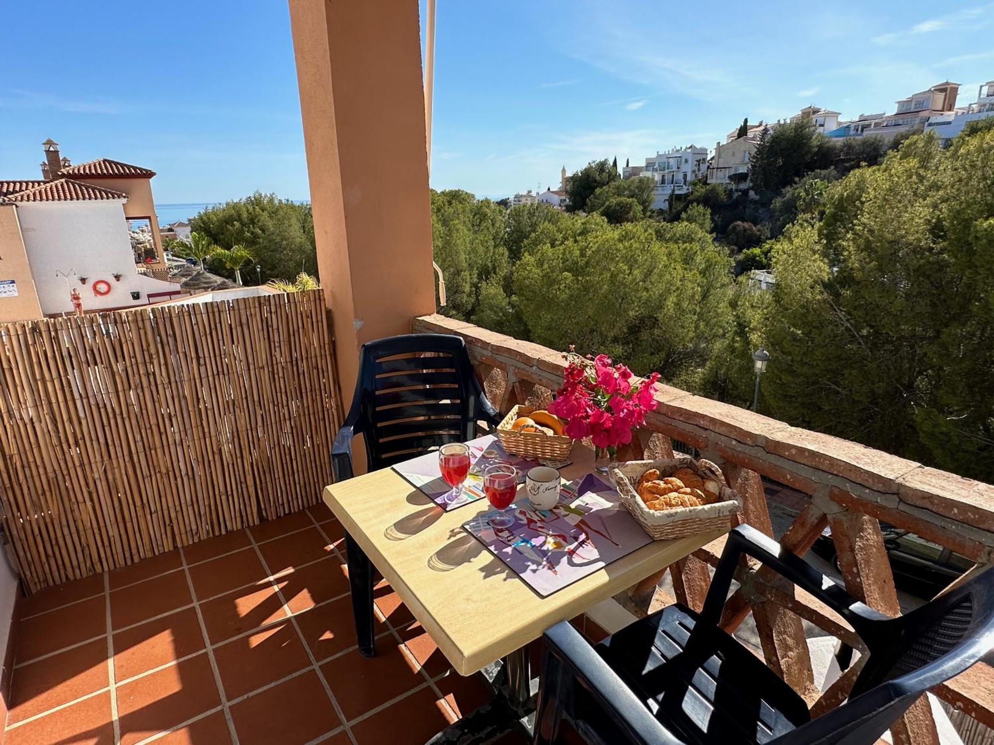 Spacious Family Villa Aljamar 8A Nerja Eksteriør billede