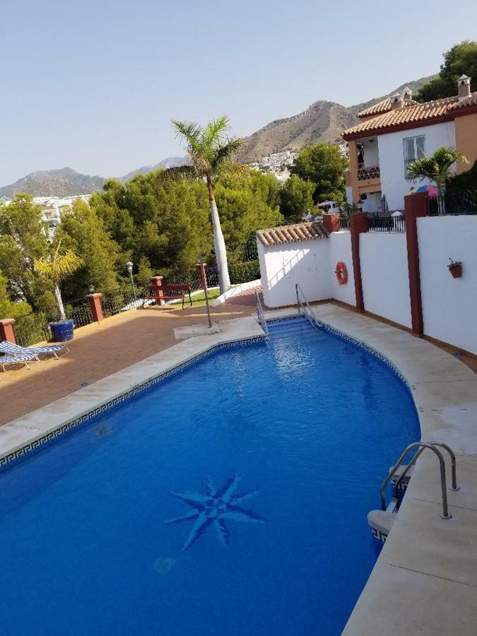 Spacious Family Villa Aljamar 8A Nerja Eksteriør billede